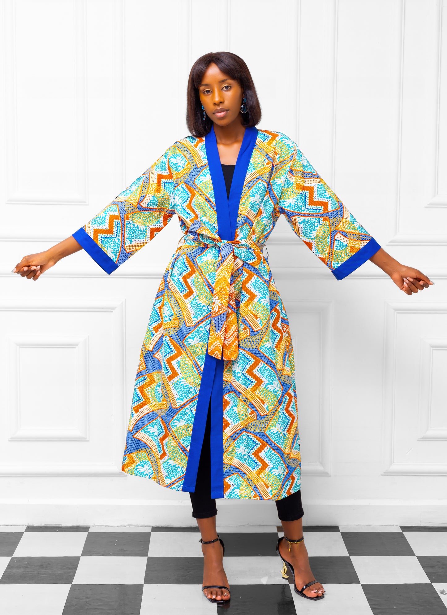 Elegant Midi Kimono – Stylish & Comfortable Layering Pieces